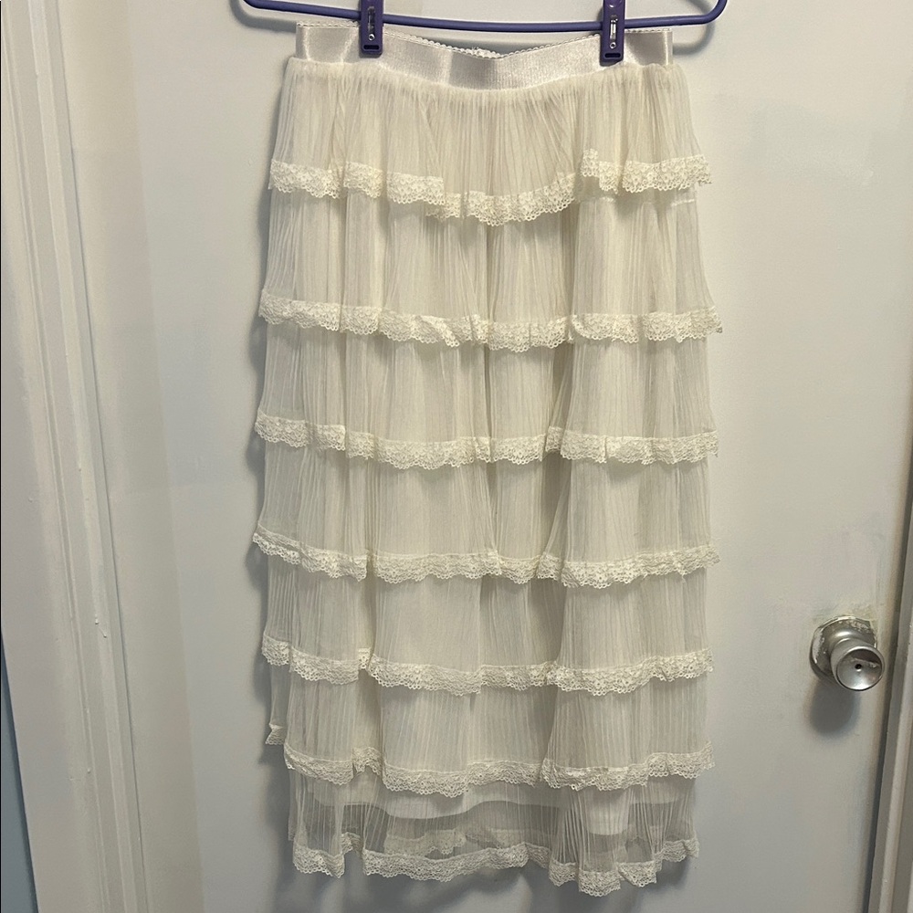 Women's Cream Tiered Lace Midi Skirt